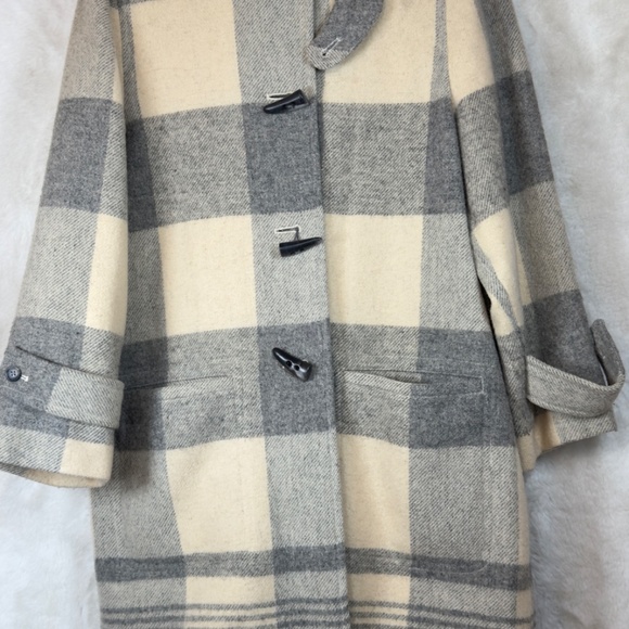 A0094 Vintage Ralph Lauren Wool Duffle Coat: Plaid Checkered Overcoat, Size M - Picture 2 of 8